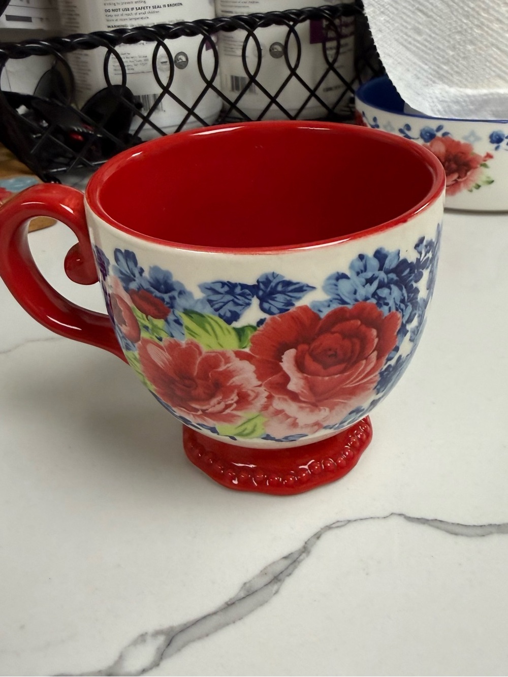 The Pioneer Woman Red Interior Floral Footed Mug with Blue Accents